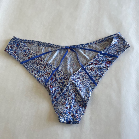 Savage Not Sorry Open-Back Strappy Brazilian Panty Leopard Blue Cyber Cafe 2X - Picture 5 of 7